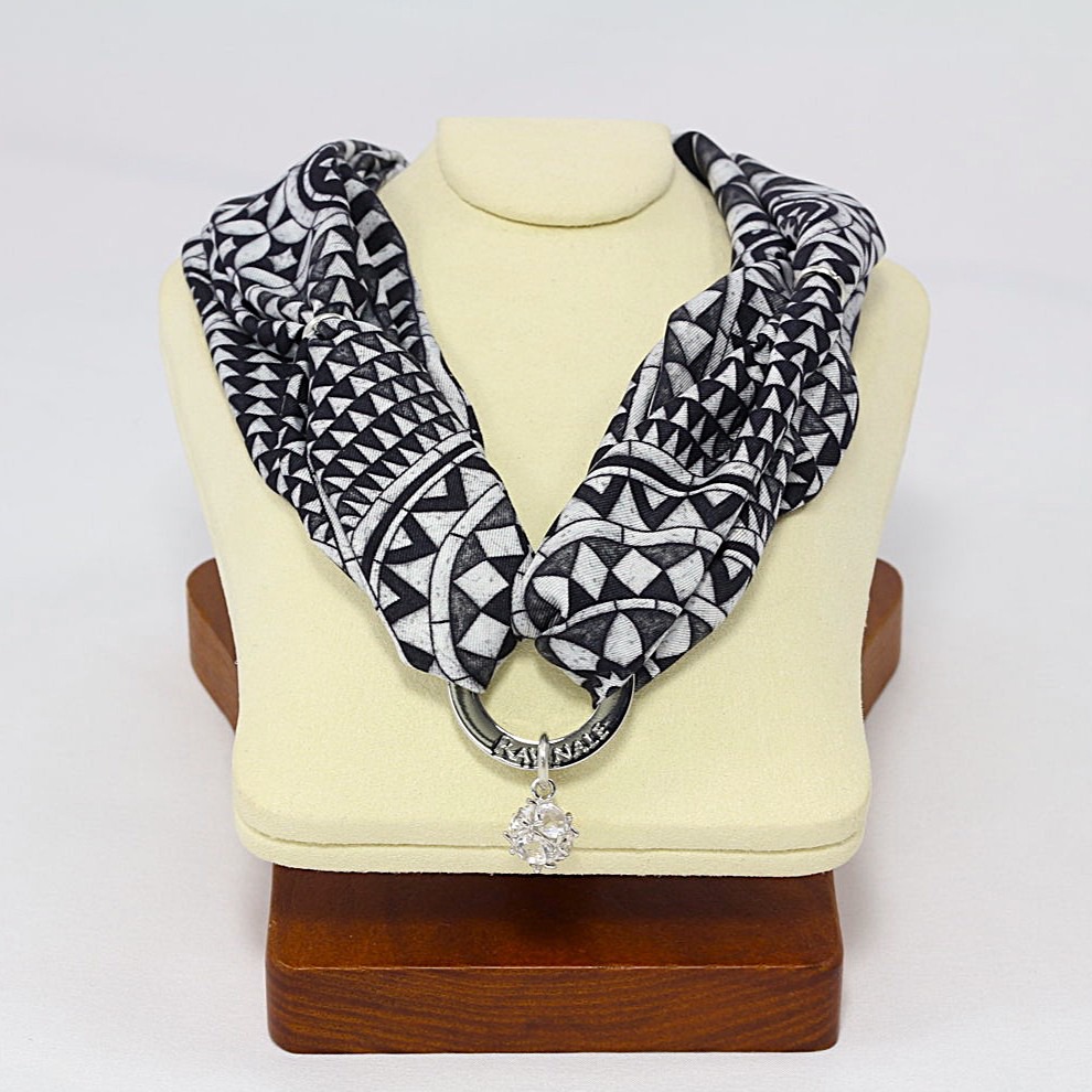 Nero Tarsia Marmorea Silk Necklace