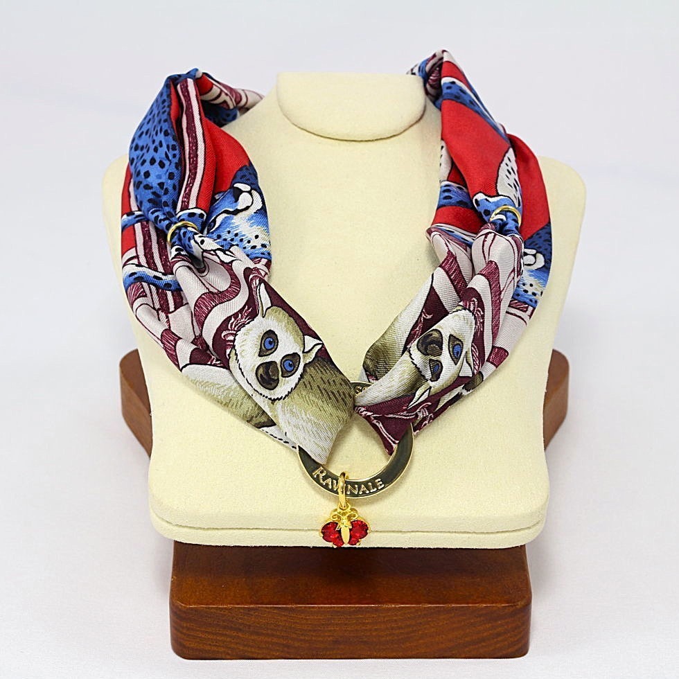 Red Burgundy Palazzo degli Amanti Silk Necklace