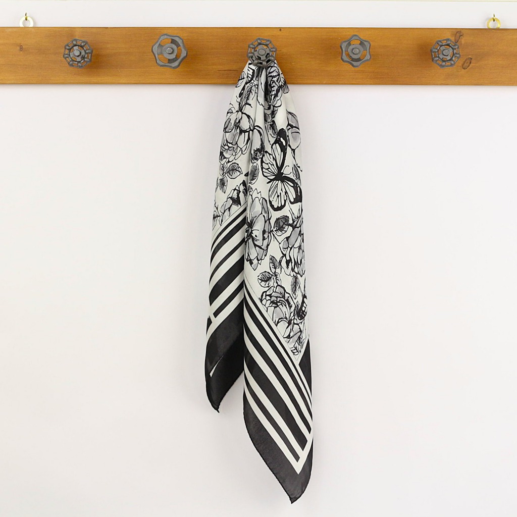 Foulard Rose Acquarello Grigio