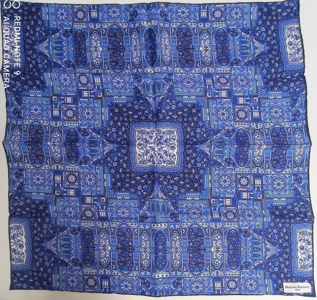 Navy Anastasia Bandana