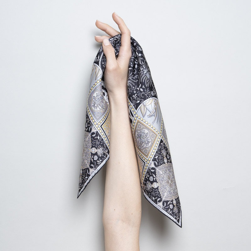 Black Uffizi Bandana