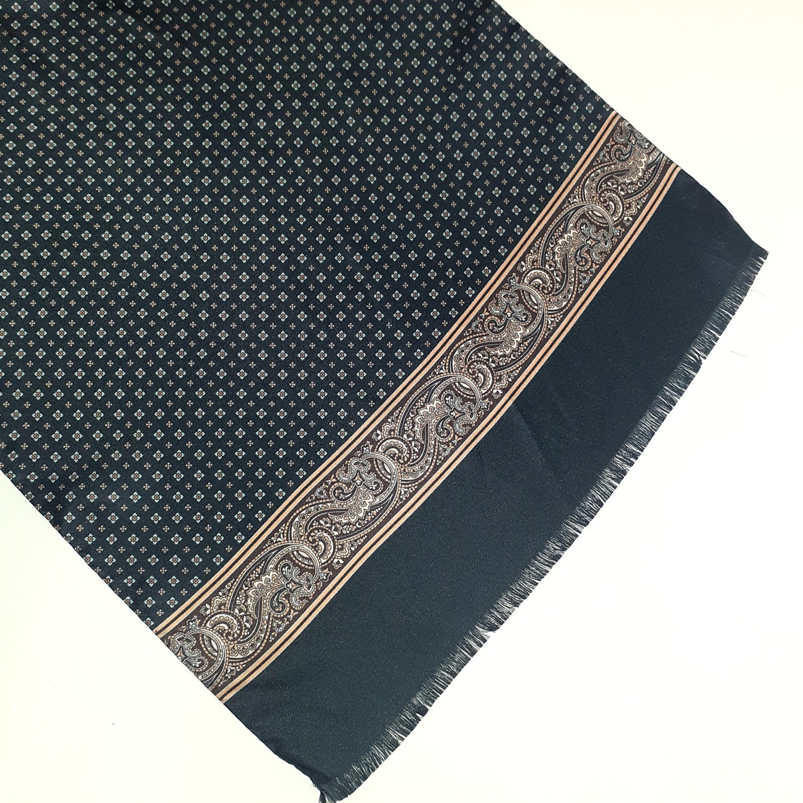 Green Amedeo Scarf