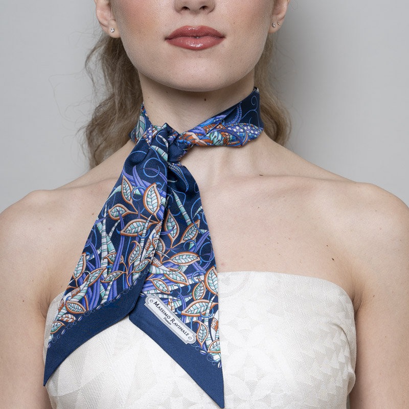 Lilac Navy Boteh Lavallière